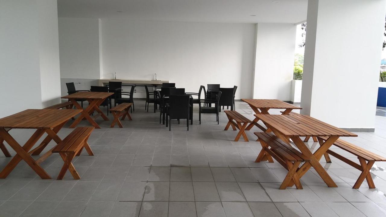 Aliff Residences JB  Johor Bahru Buitenkant foto